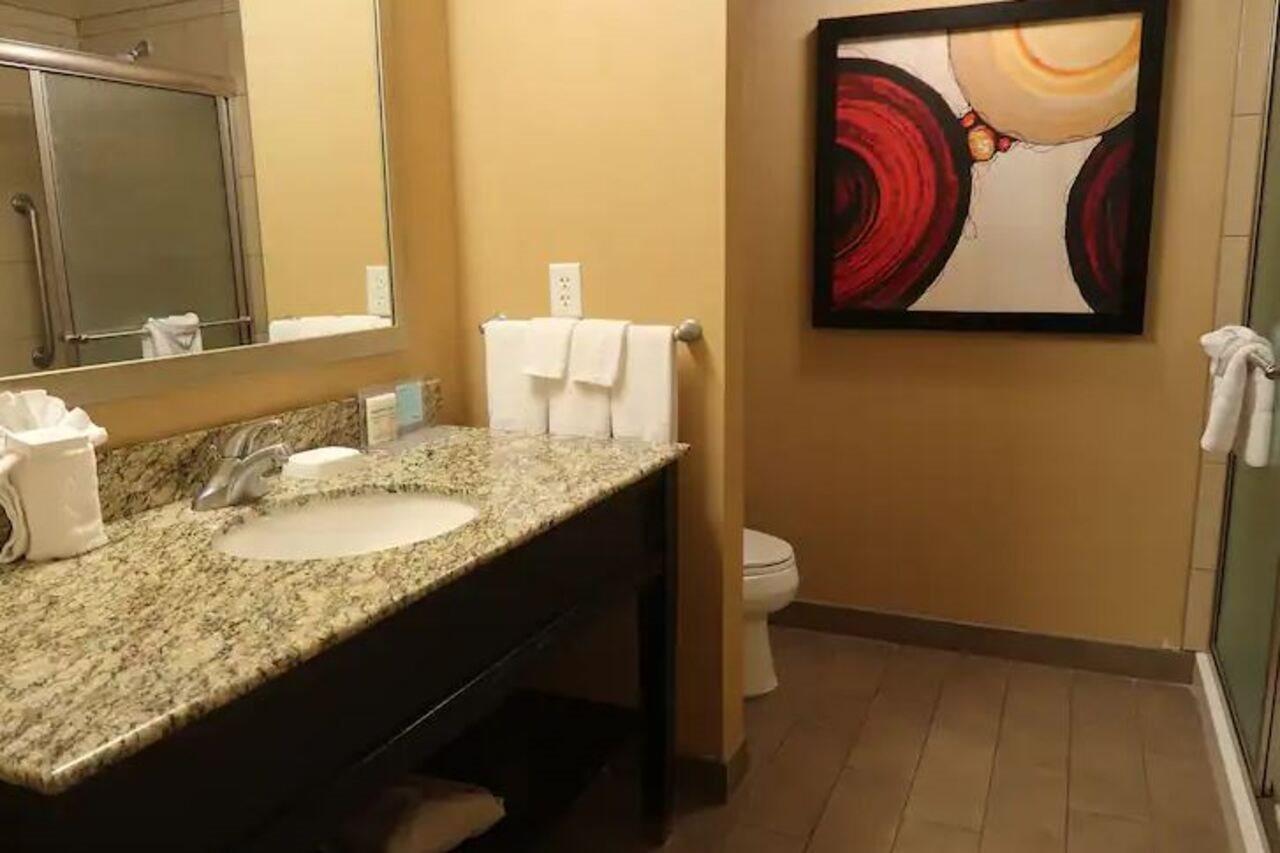Hampton Inn & Suites Σαλίνας Εξωτερικό φωτογραφία
