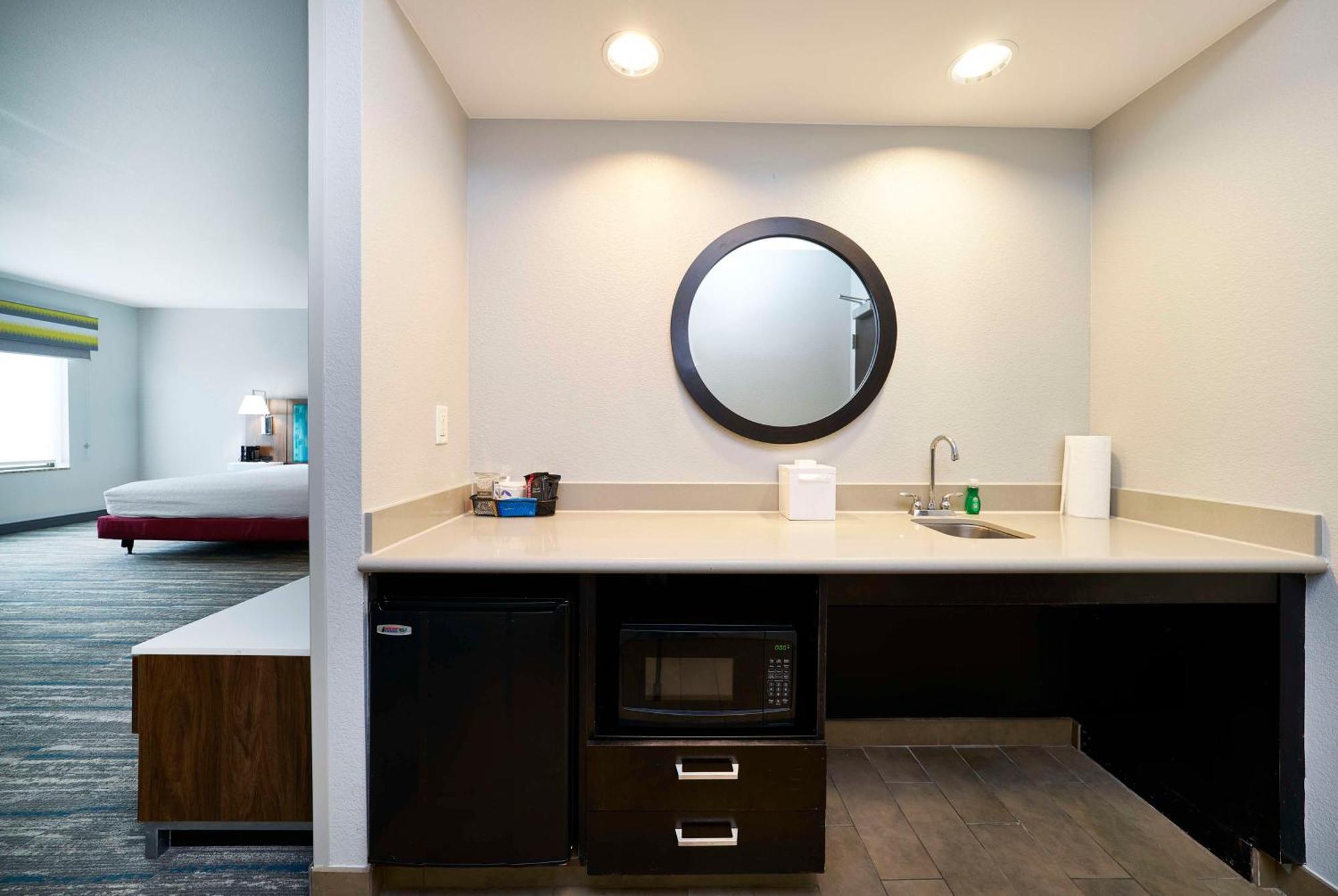 Hampton Inn & Suites Σαλίνας Εξωτερικό φωτογραφία