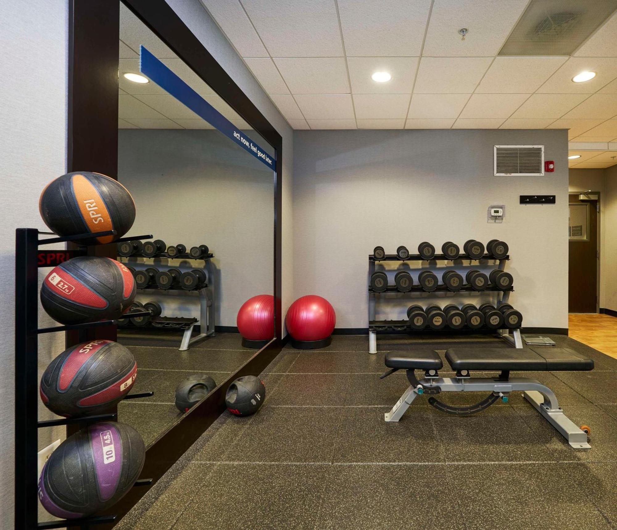 Hampton Inn & Suites Σαλίνας Εξωτερικό φωτογραφία
