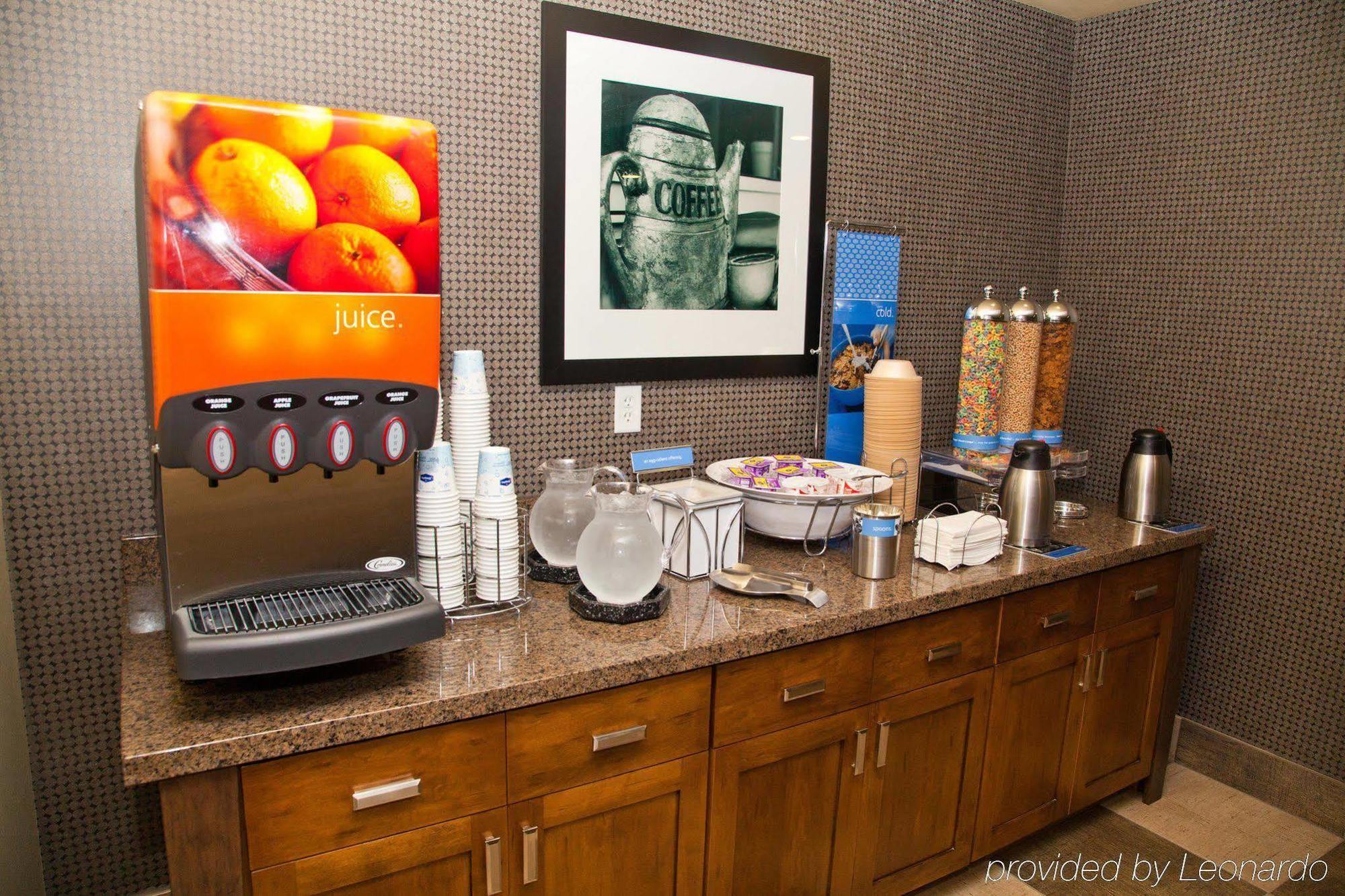 Hampton Inn & Suites Σαλίνας Εξωτερικό φωτογραφία